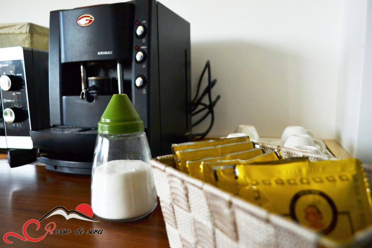 Bed & Breakfast Rosso Di Sera 2*