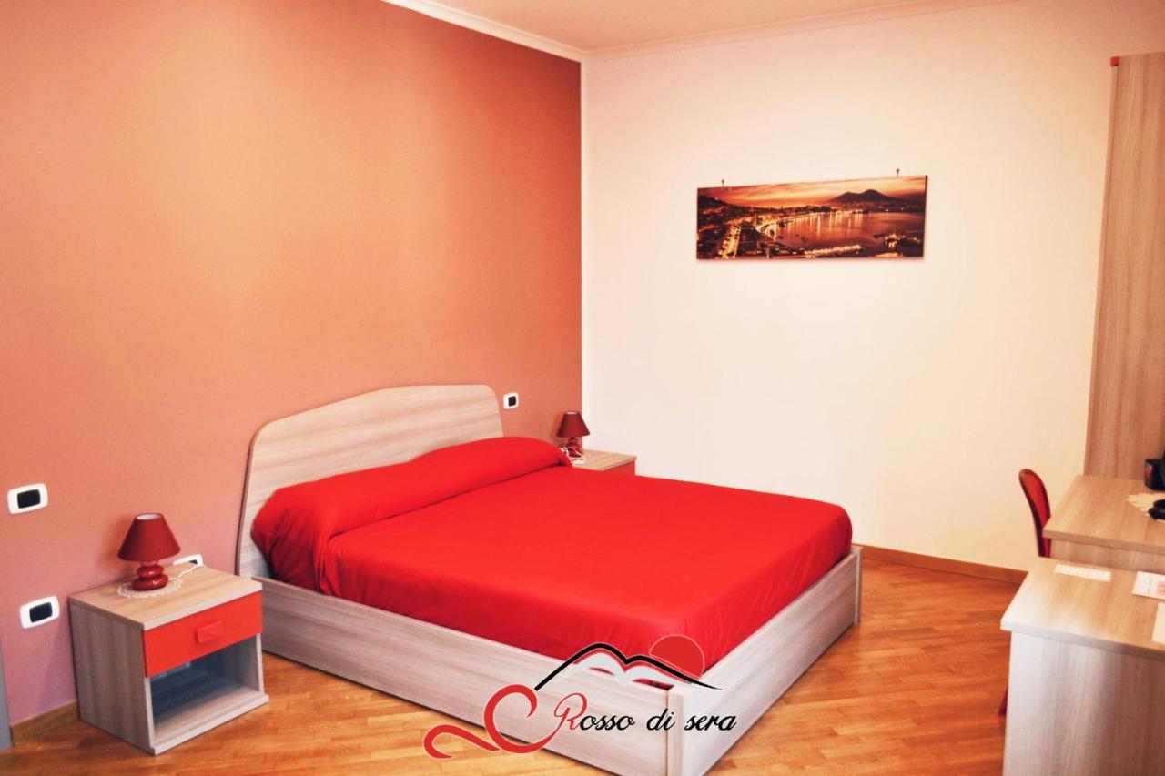 Bed & Breakfast Rosso Di Sera Naples