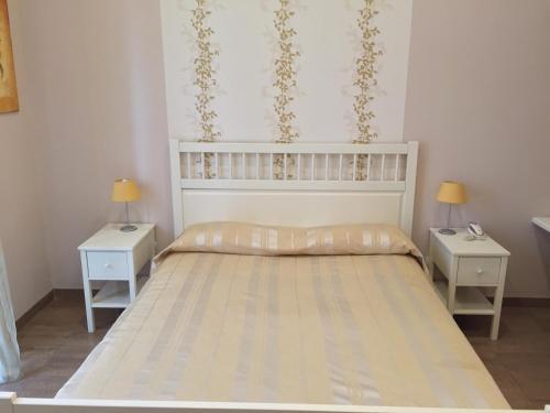 Bed & Breakfast Sanfelice Centro Storico 3*