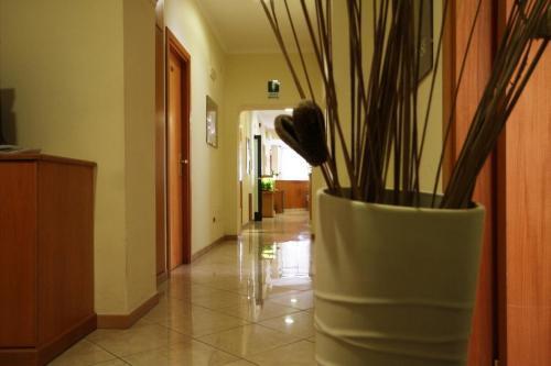 Zara Hotel 2*