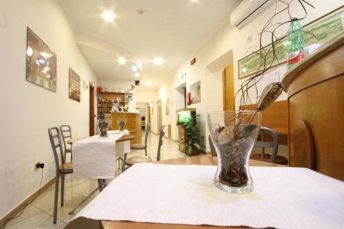 Hotel Zara 2*
