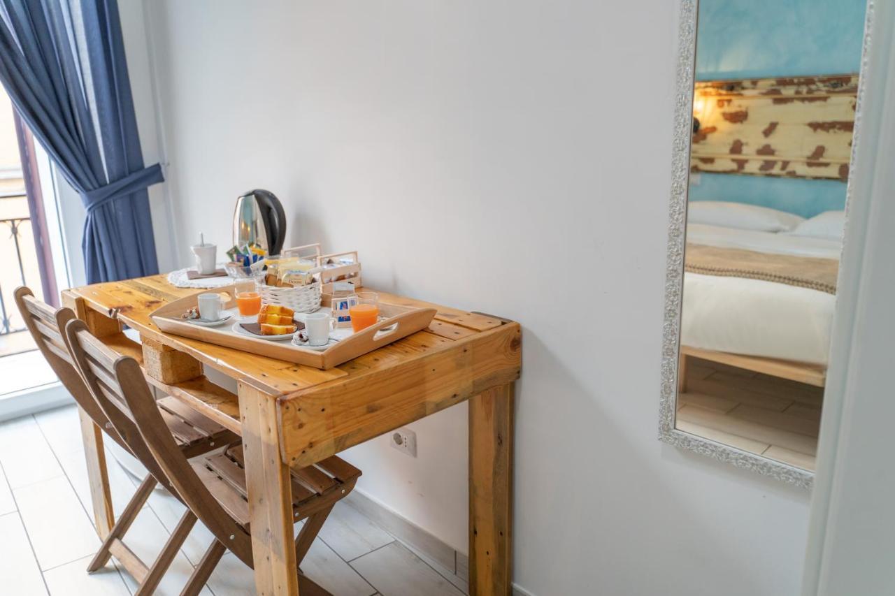 Bed & Breakfast Dolcevita Naples