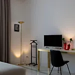 Corso Novara 5 Design Apartments
