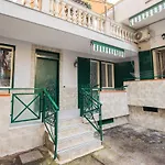 Materdei Metro Apartment