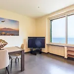 Villa Dolcevita With Parking By Napoliapartments