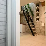 Esse Home
