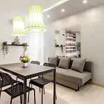 Amazing House In Spanish Quarter