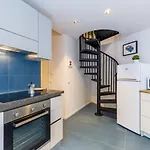 Art Apartment At Sanita By Wonderful Italy