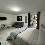 Gradoniroom26