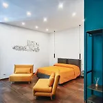 Casa Calu Castel Dell\'Ovo