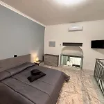 Di Napoli\'S Home