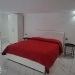 Live Naples