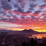 L\'Atelier Vedi Napoli Ai Tuoi Piedi