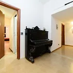 Inside Chiaia Rooms