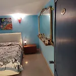 Goldencube Guest House