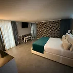 A Un Passo Dal Castello Maschio Angioino Appartment