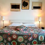 Marina Resart Rooms & Suite