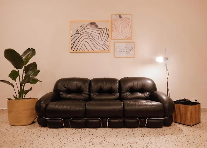 Retrophilia Home