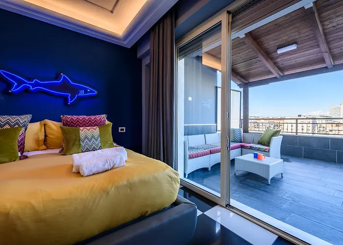 D\'Amelio\'S Suites