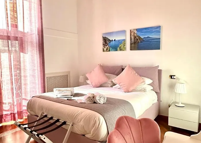 Pink Star Napoli Luxury Apartment