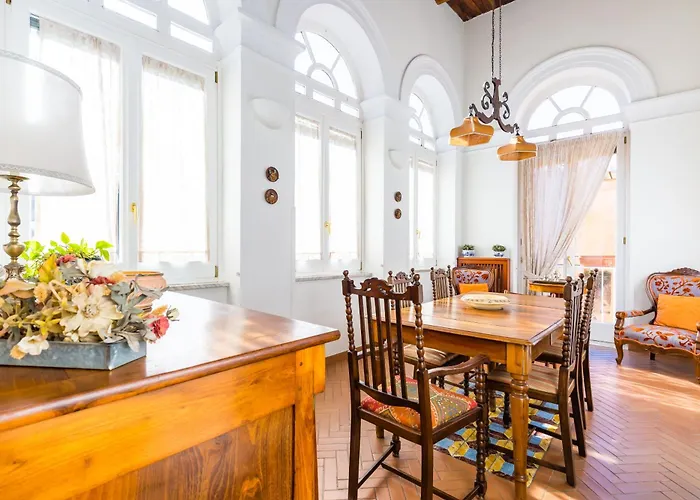 Residenza Capano Charming House By Napoliapartments