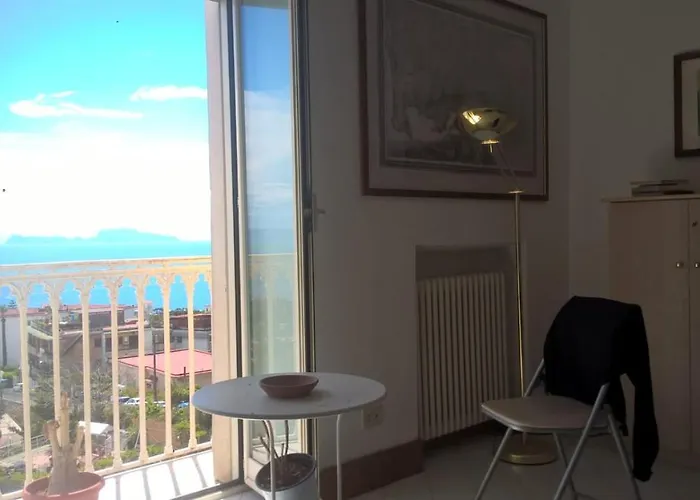 Posillipo: Soggiorno D\'Incanto