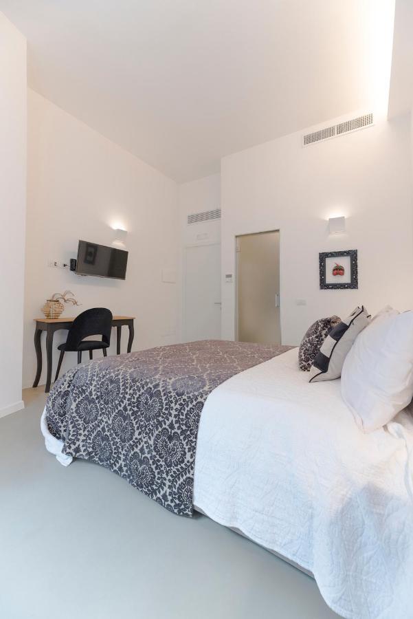 Bed & Breakfast A Misura Duomo & - Ls *