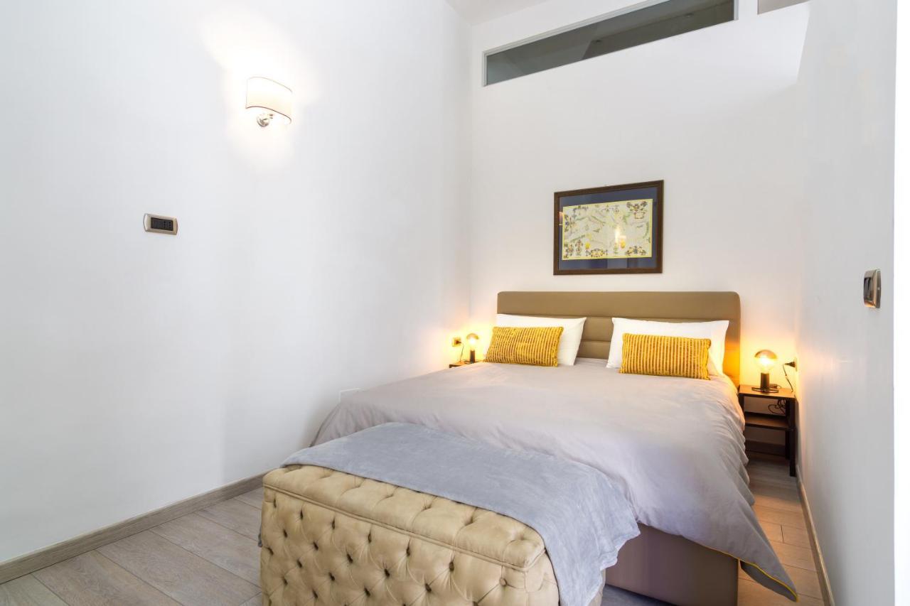 B1flat Mergellina -
