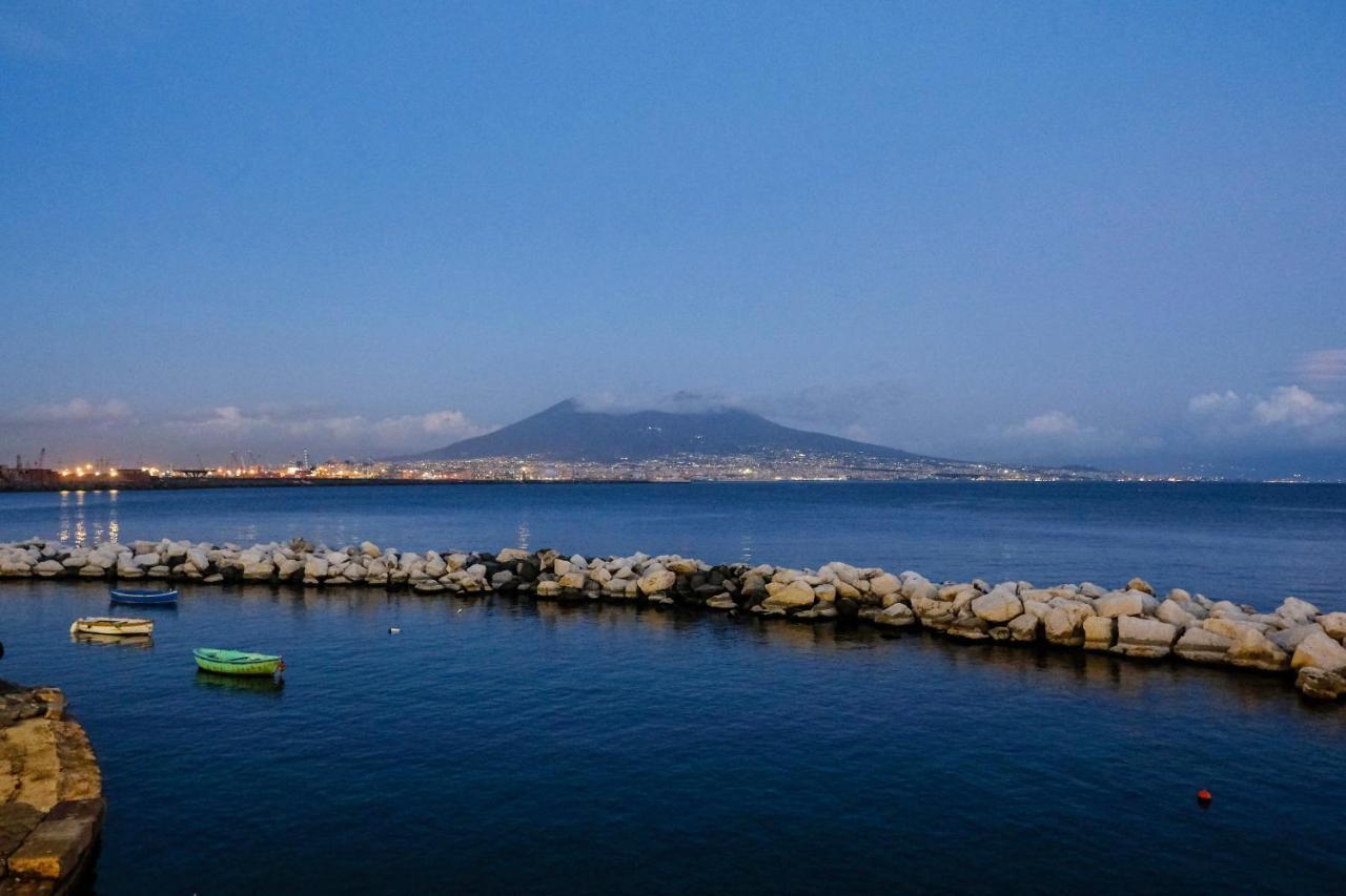 A Due Passi Dal Mare Naples