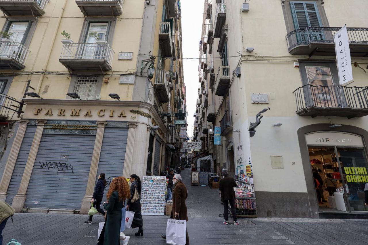 Happy House 31 Apartment Naples