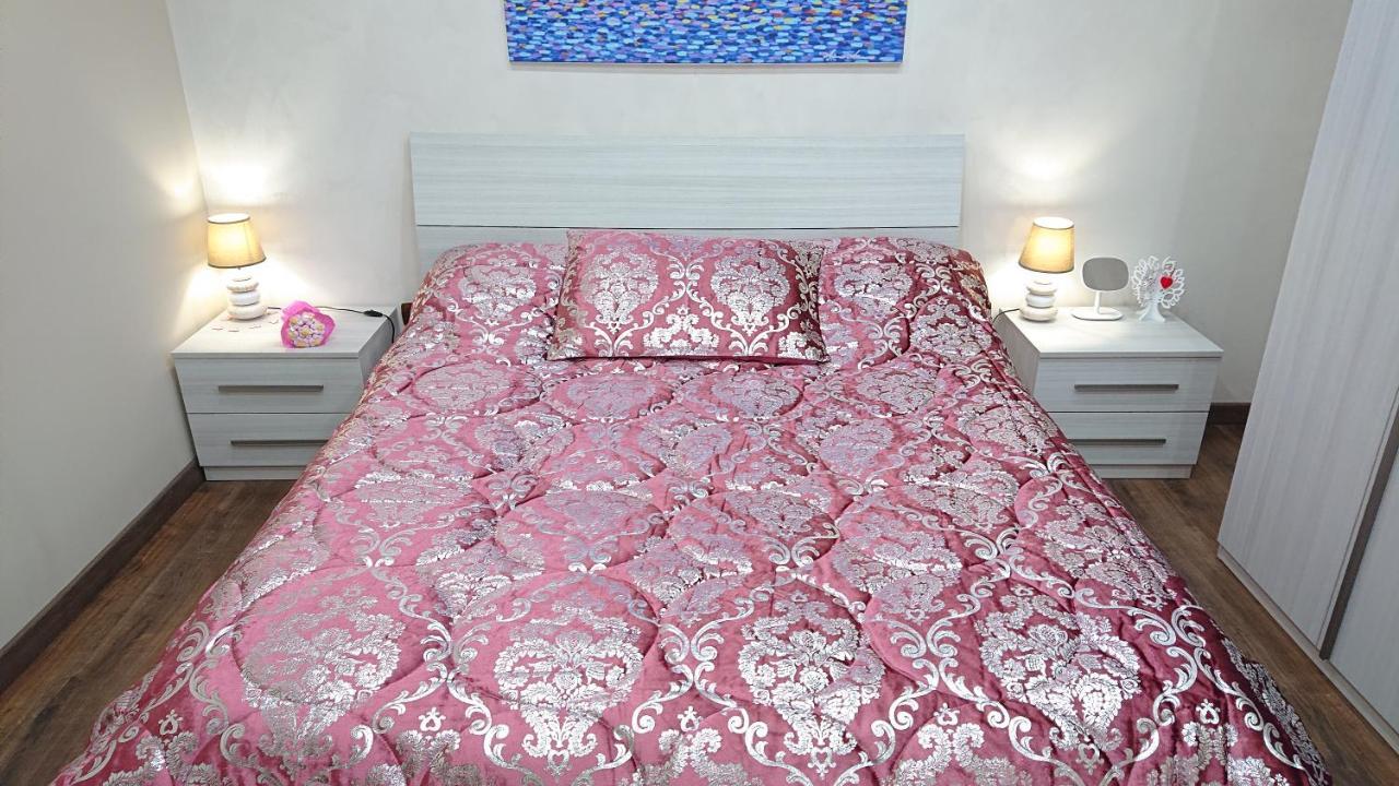 Sky-terrace In Central Station, 3 Bedrooms Apartment