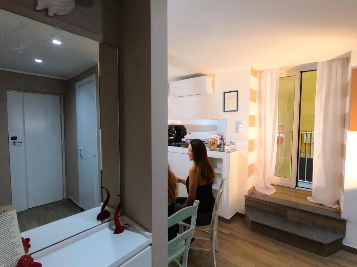 Blumon House * Naples