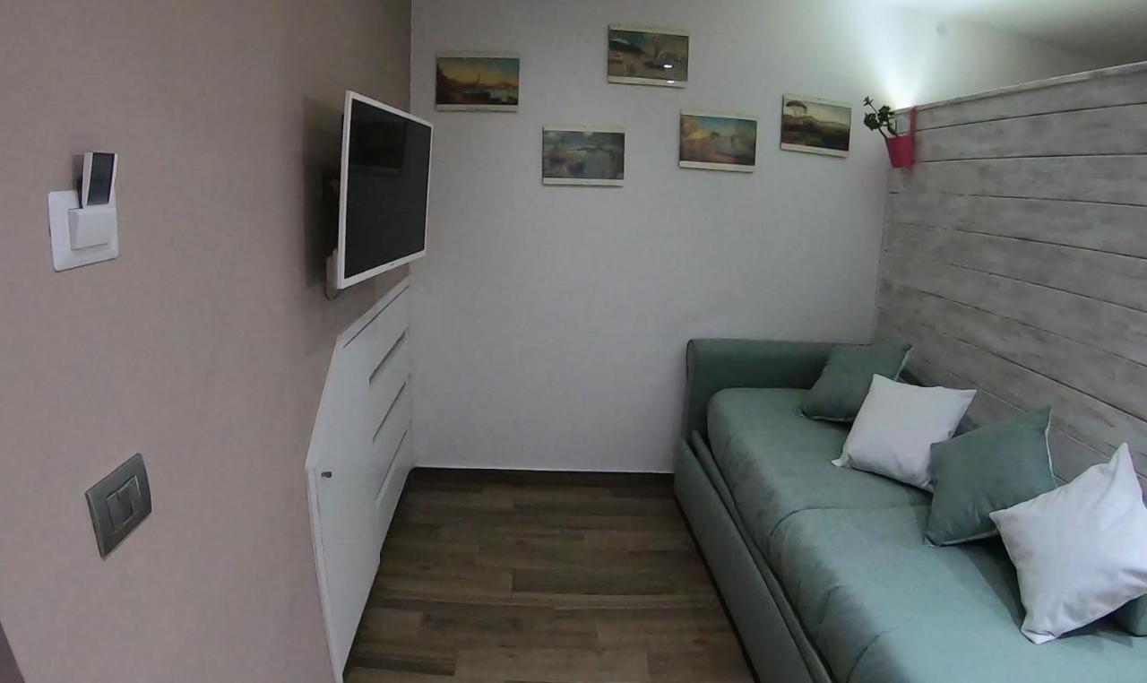 Blumon House Naples