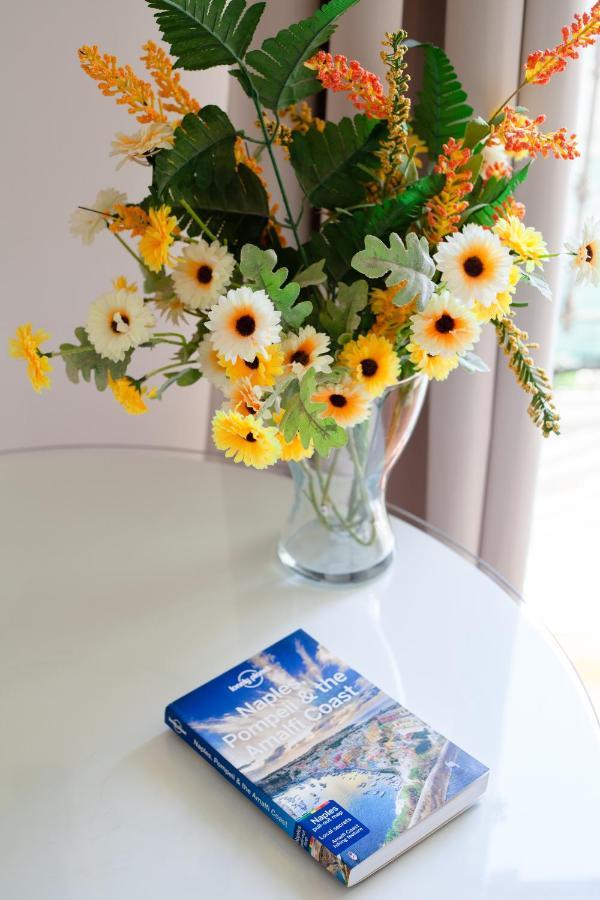 Napolicentro Mare - Sea View & Bed & Breakfast Naples