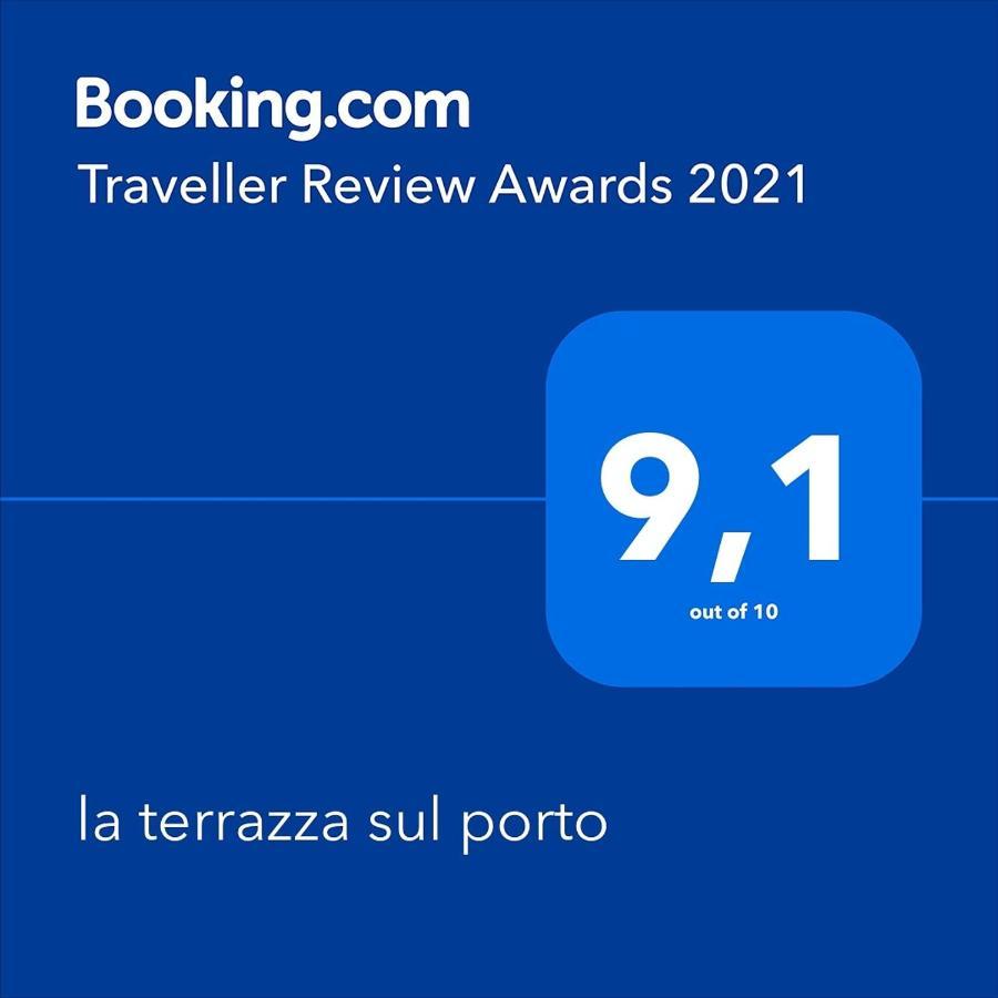 Apartment La Terrazza Sul Porto Naples