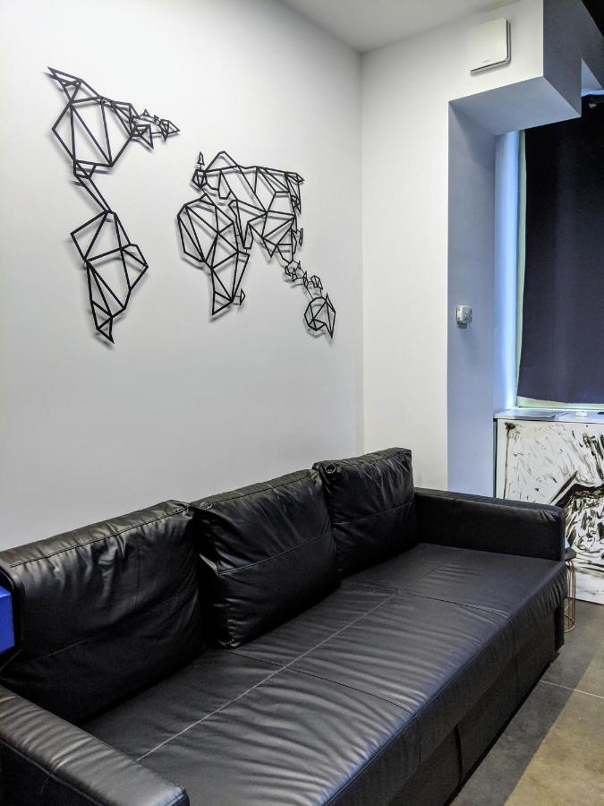 Laboratorio Toledo * Naples