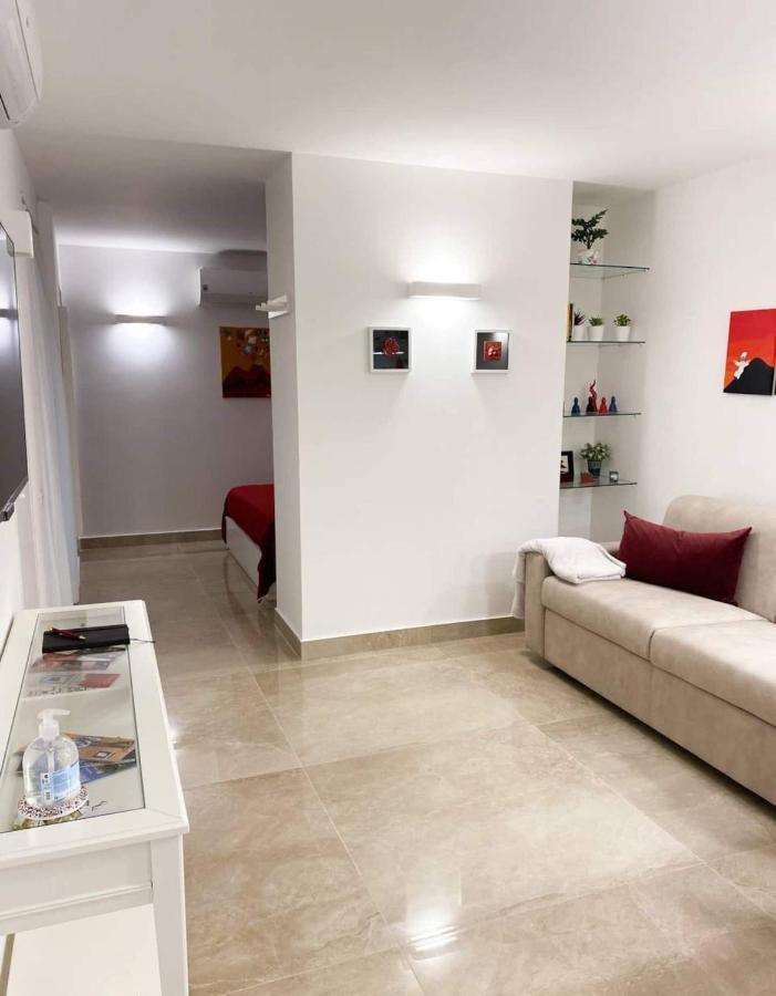 Rosso Partenopeo Naples