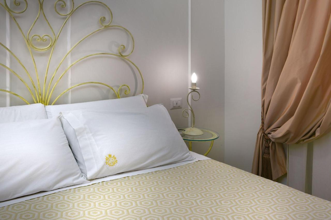 Residenza Borbonica Bed & Breakfast Naples