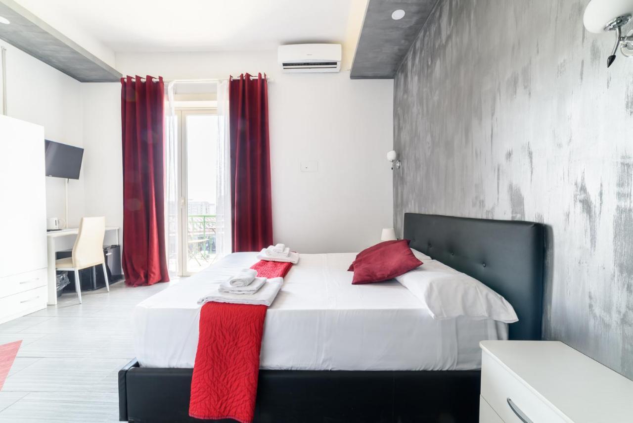 Paradise 4* Naples