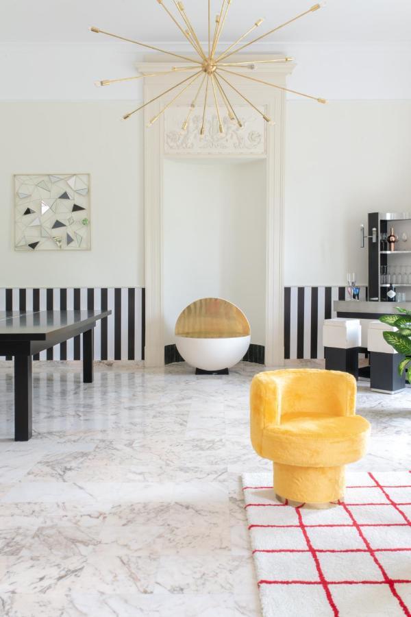 Avantgarden Apartment