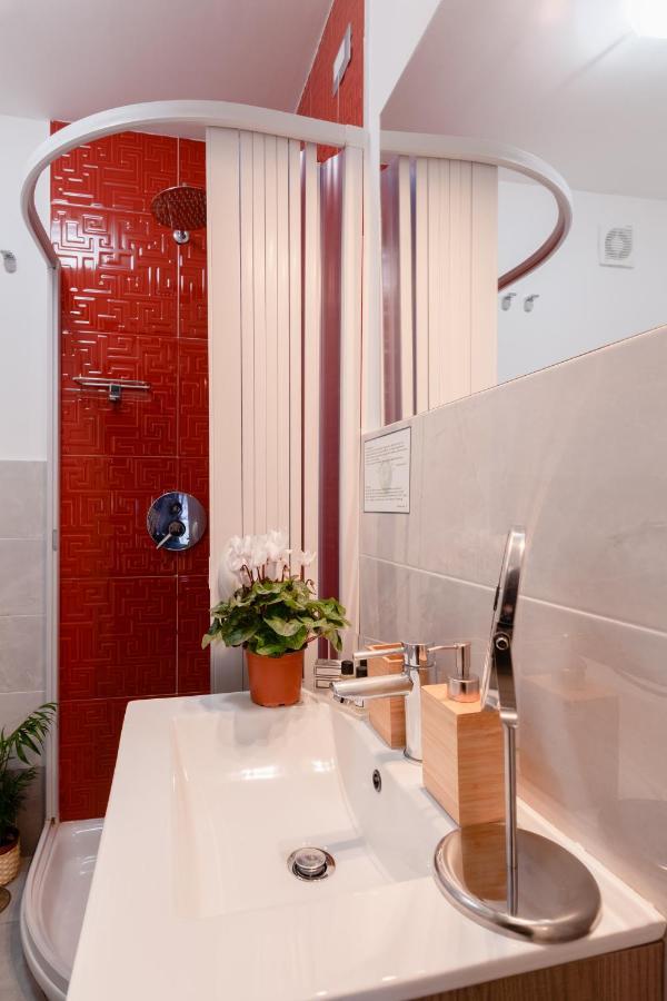 Guest house Monteoliveto 33 Naples