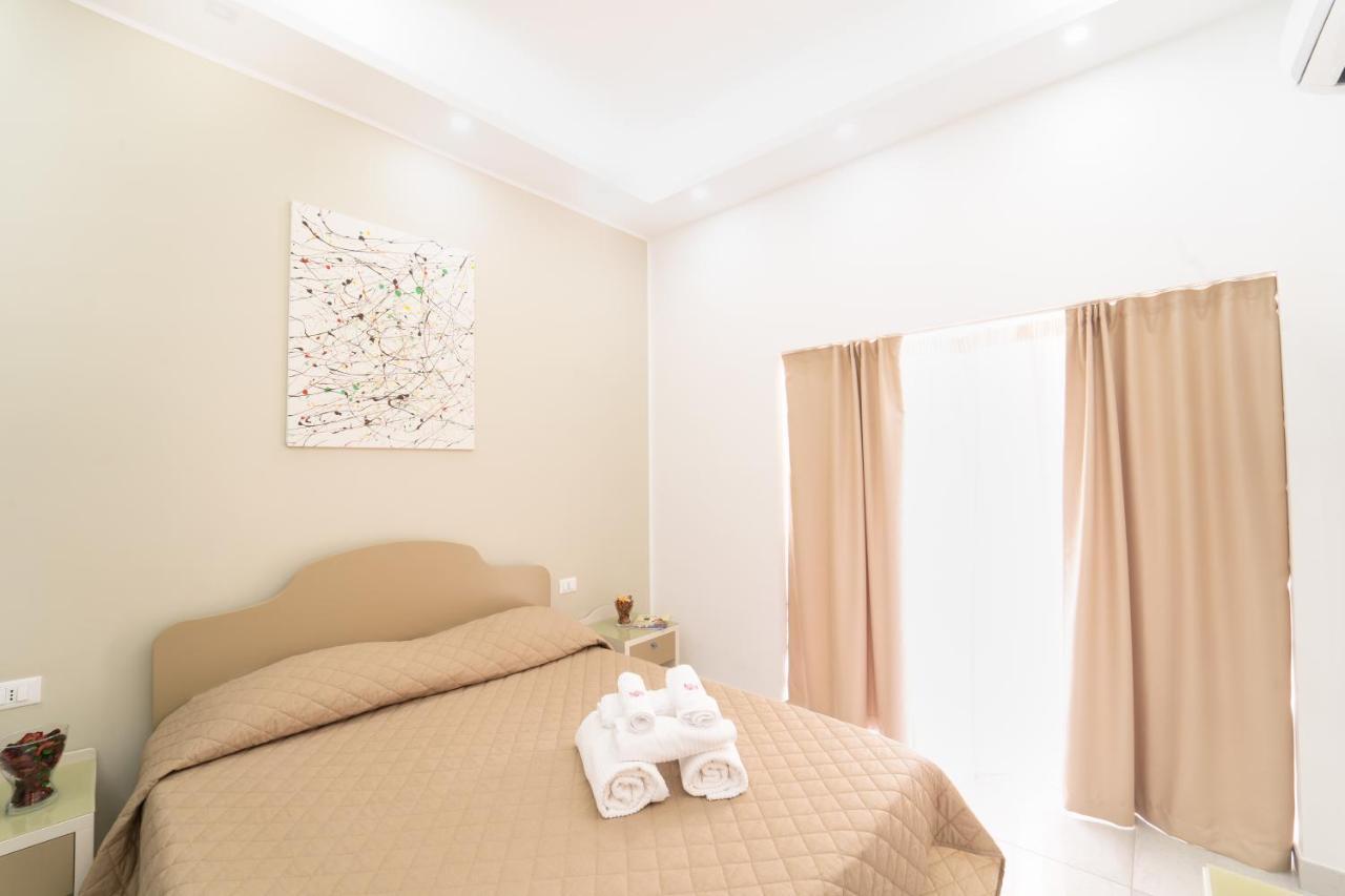 Royal H Umberto I, Centro, By Clapa Group Guest house