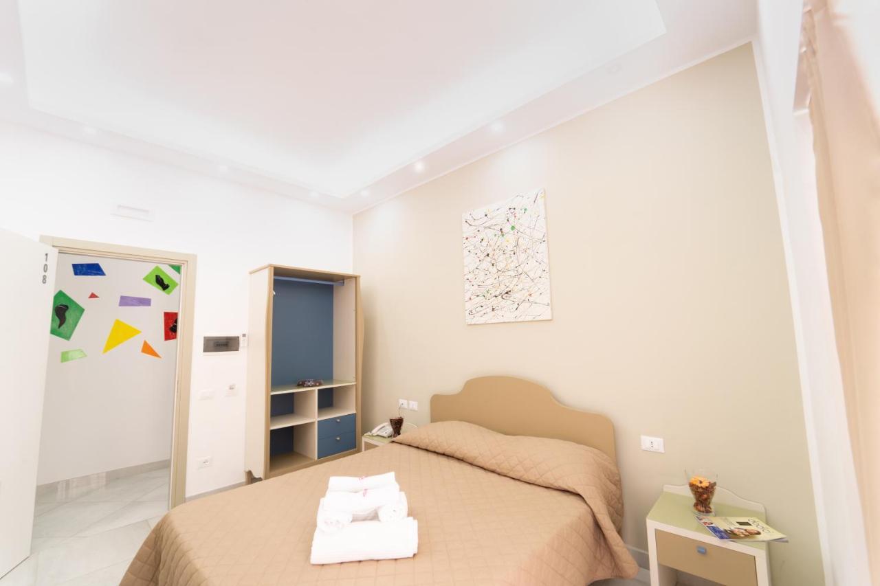 Guest house Royal H Umberto I, Centro, By Clapa Group