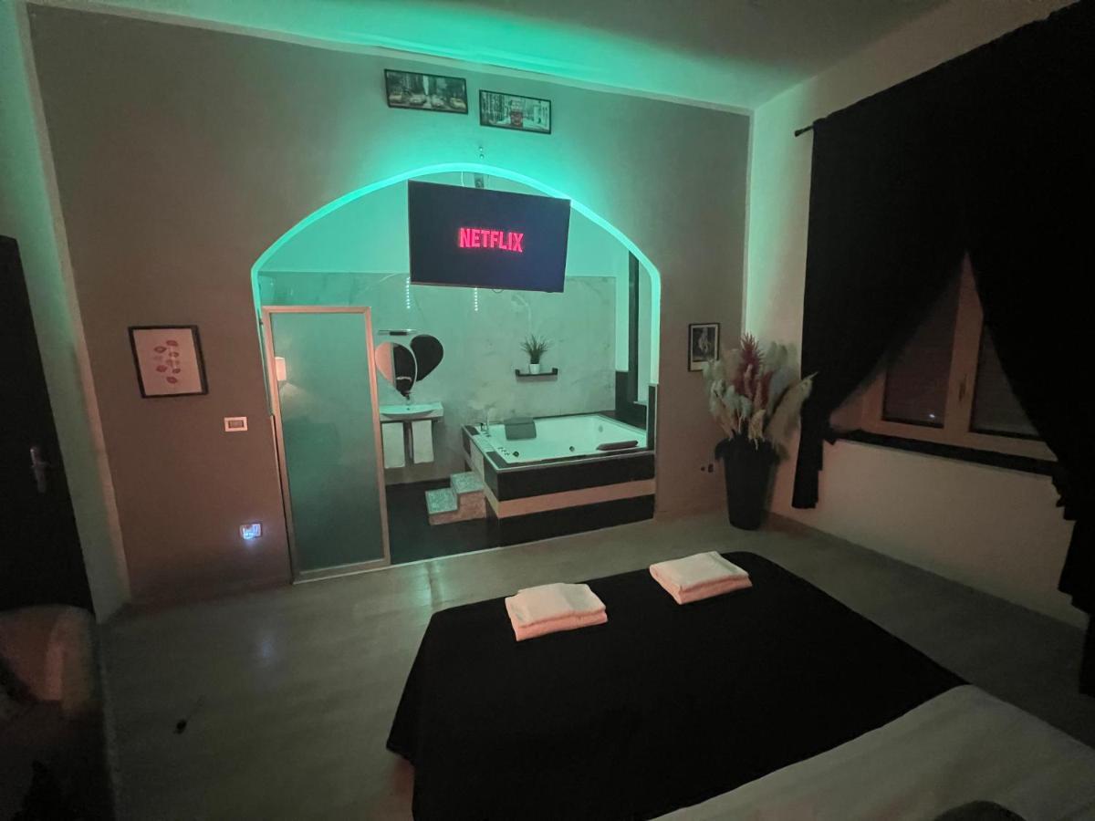 Bed & Breakfast B&B Level Up