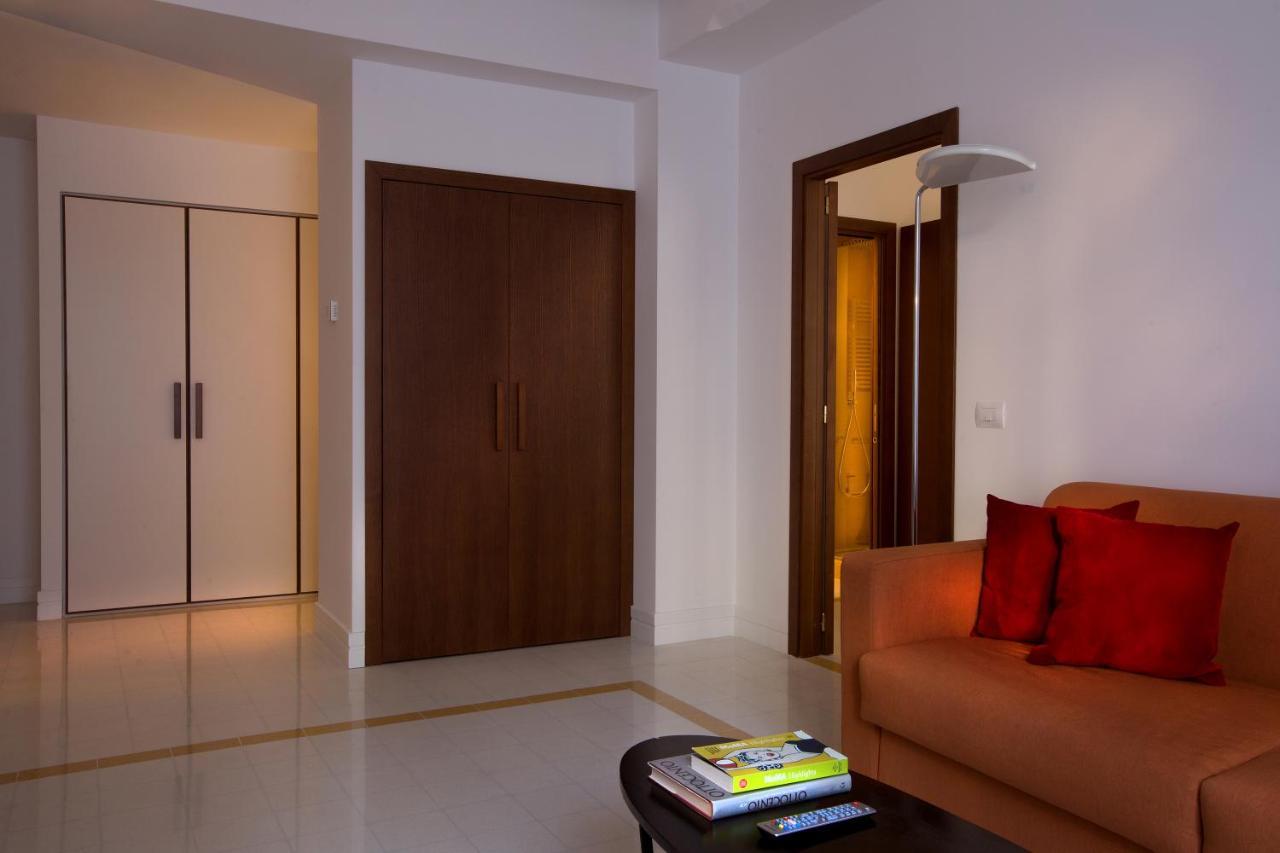 Corso Novara 5 Design