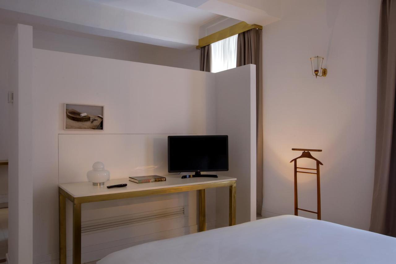Corso Novara 5 Design *