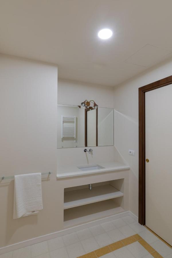 Apartment Corso Novara 5 Design