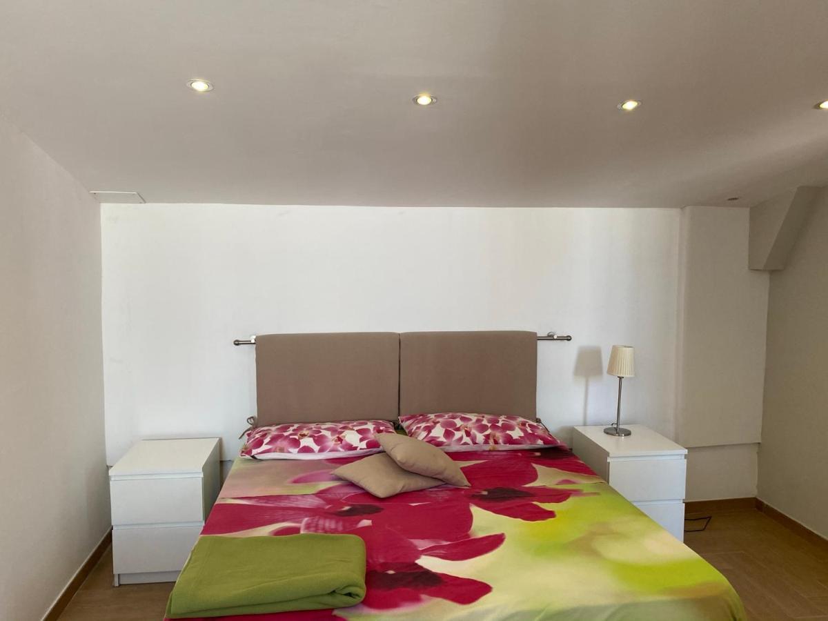 Three Kings Apartment *