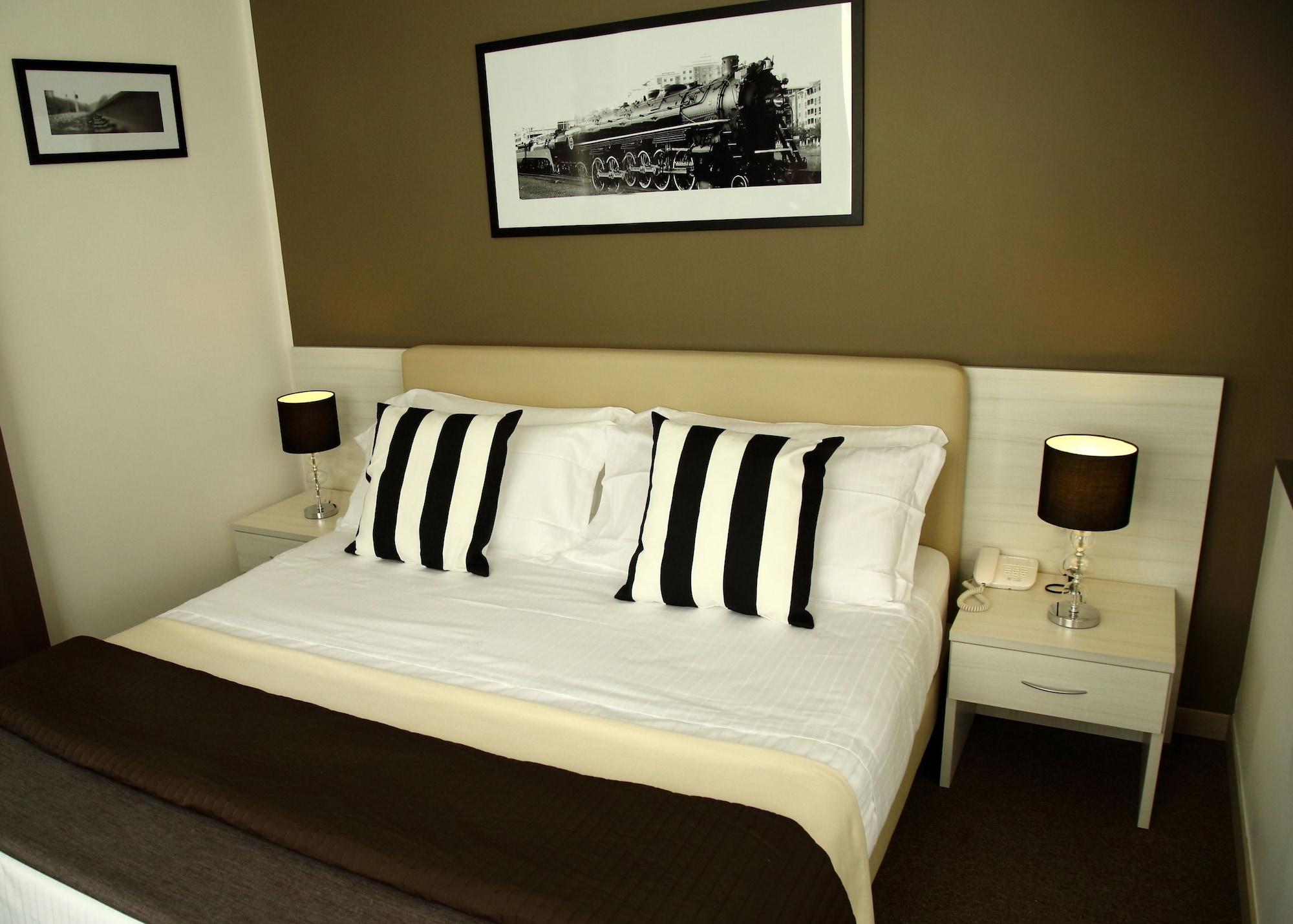 Stelle The Businest 4* Naples