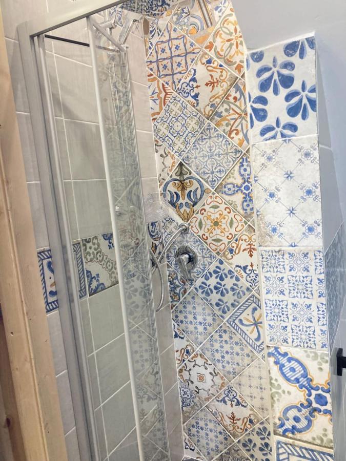 Marco's Home: Accogliente Casa Nel Cuore Di Apartment Naples